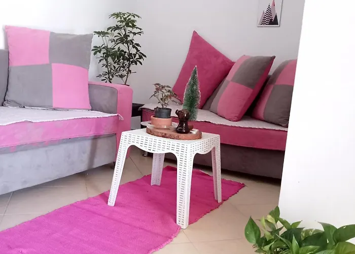Chalet House In *